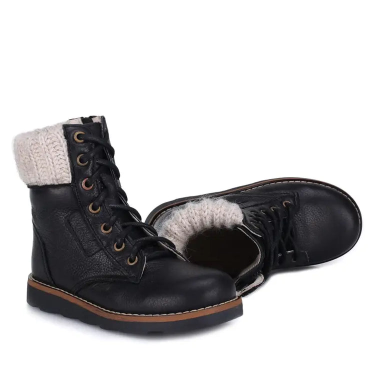 Emel black pebbled 2646 boot