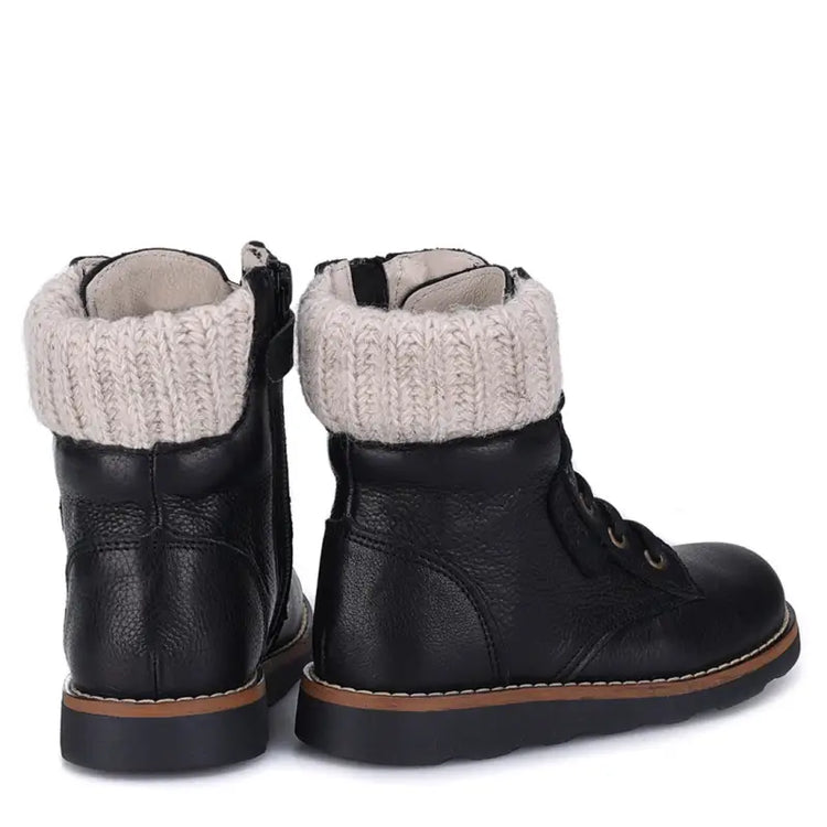 Emel black pebbled 2646 boot