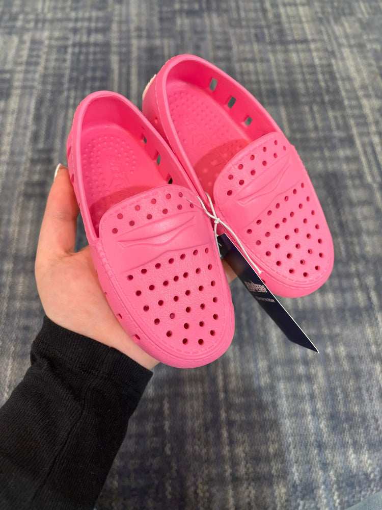 water shoe fast shipping