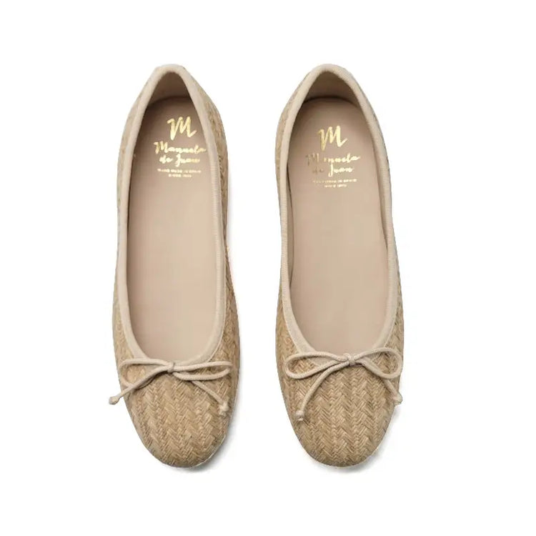 manuela-de-juan-whicker-ballet-flat-girls