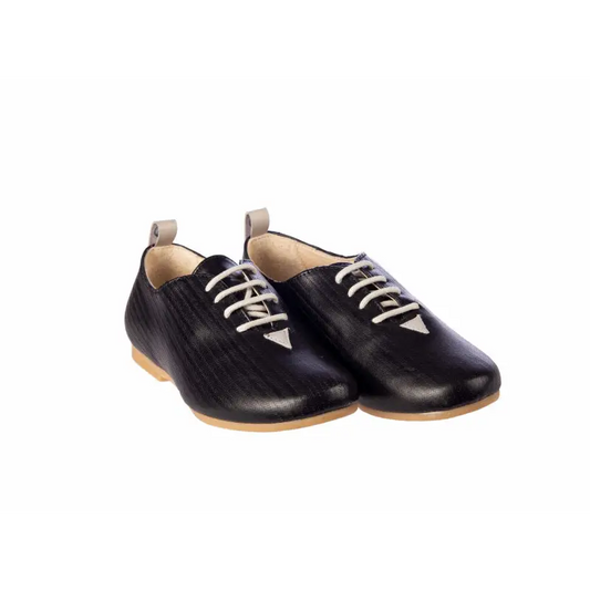 manuela-de-juan-black-textured-lace-boys