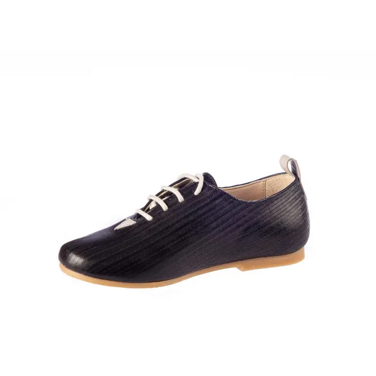 manuela-de-juan-black-textured-lace-boys