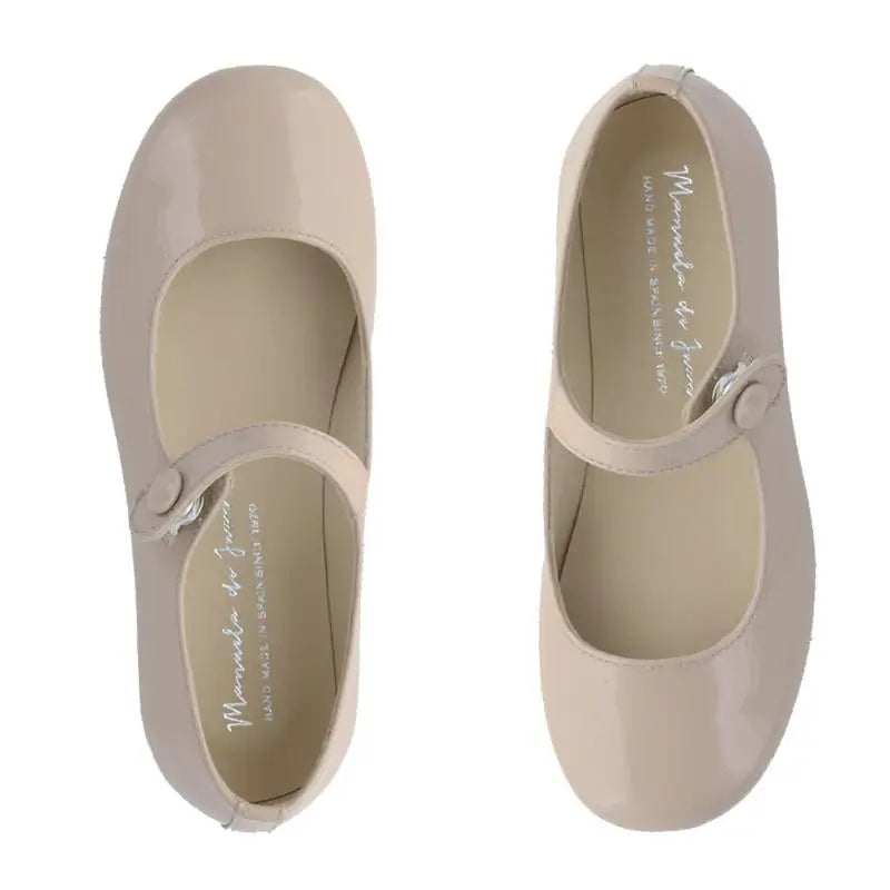 manuela-de-juan-nude-patent-shoes-girls