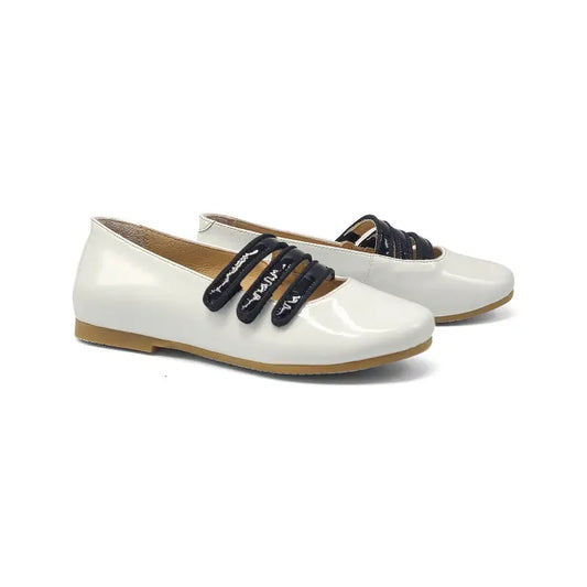 manuela-de-juan-white-patent-strap-dress-shoe-girls