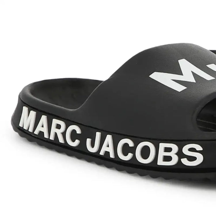 marc-jacob-black-slide-girls
