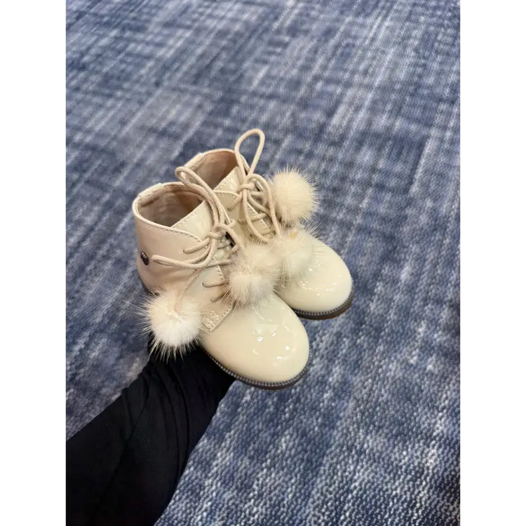 Shoozim beige patent lace baby bootie 087 first walker