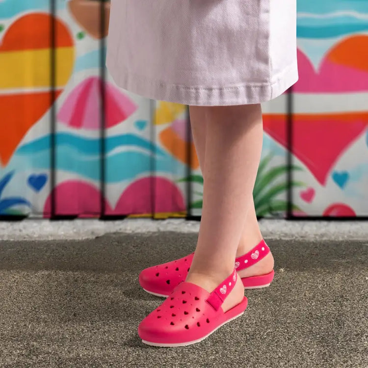 slingers-sweetheart-charming-pink-water-shoe-girls