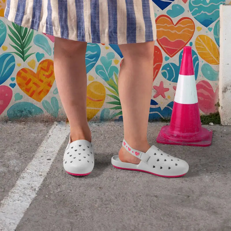 slingers-sweetkids-white-heart-water-shoe-girls