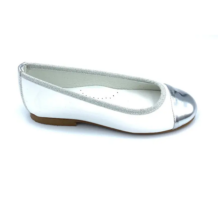 zubii-white-silver-slipon-girls-shoes