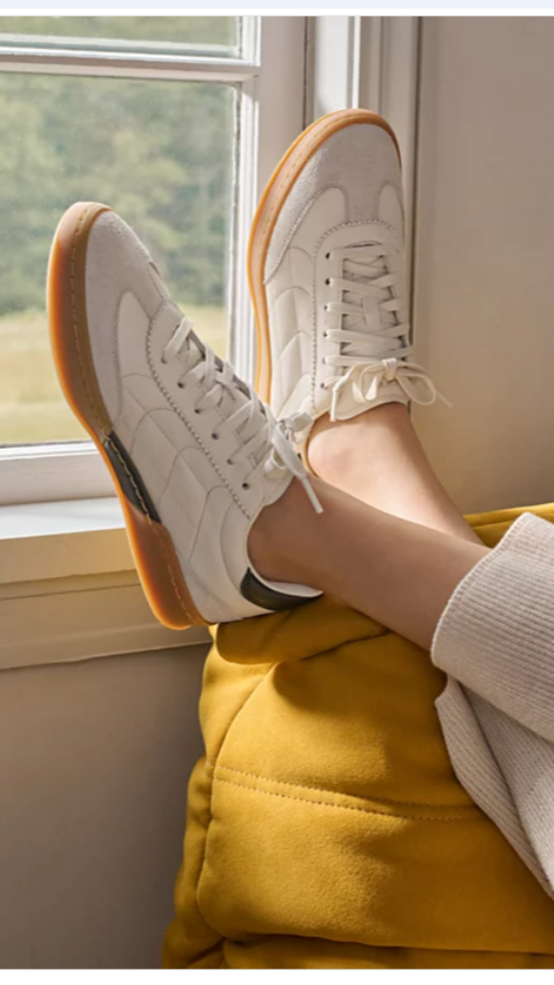 Ladies Sneakers *
