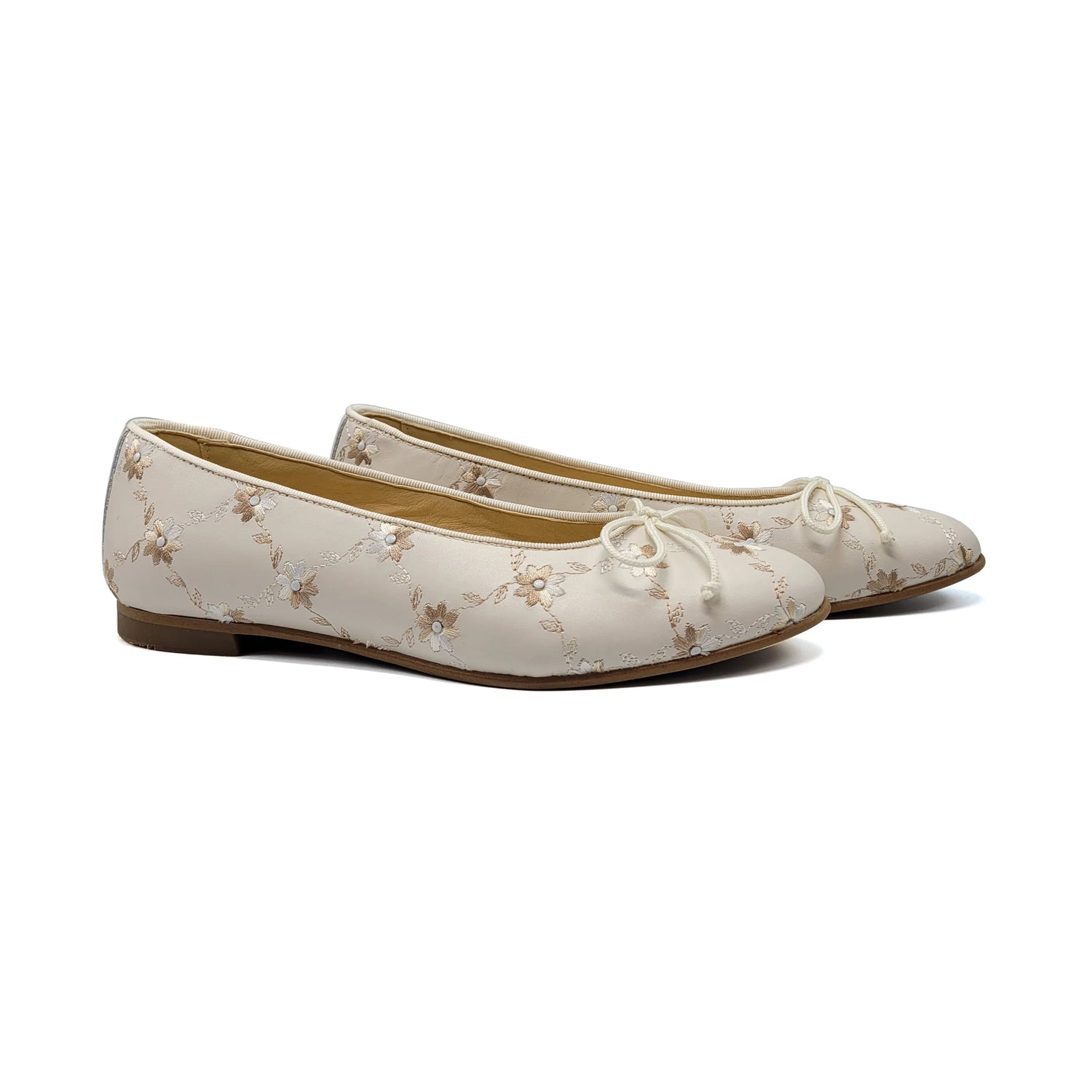 Andanines Ivory Floral Ballet Flat 251348