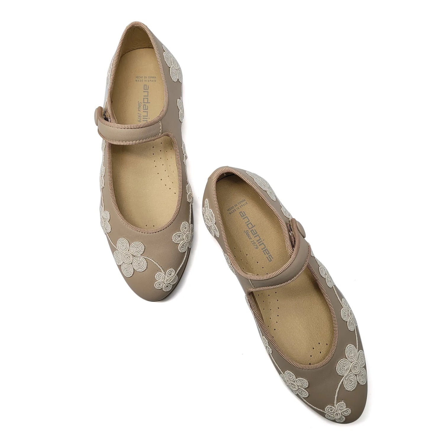 Andanines Mousse Taupe Pointy Mary Jane 251356