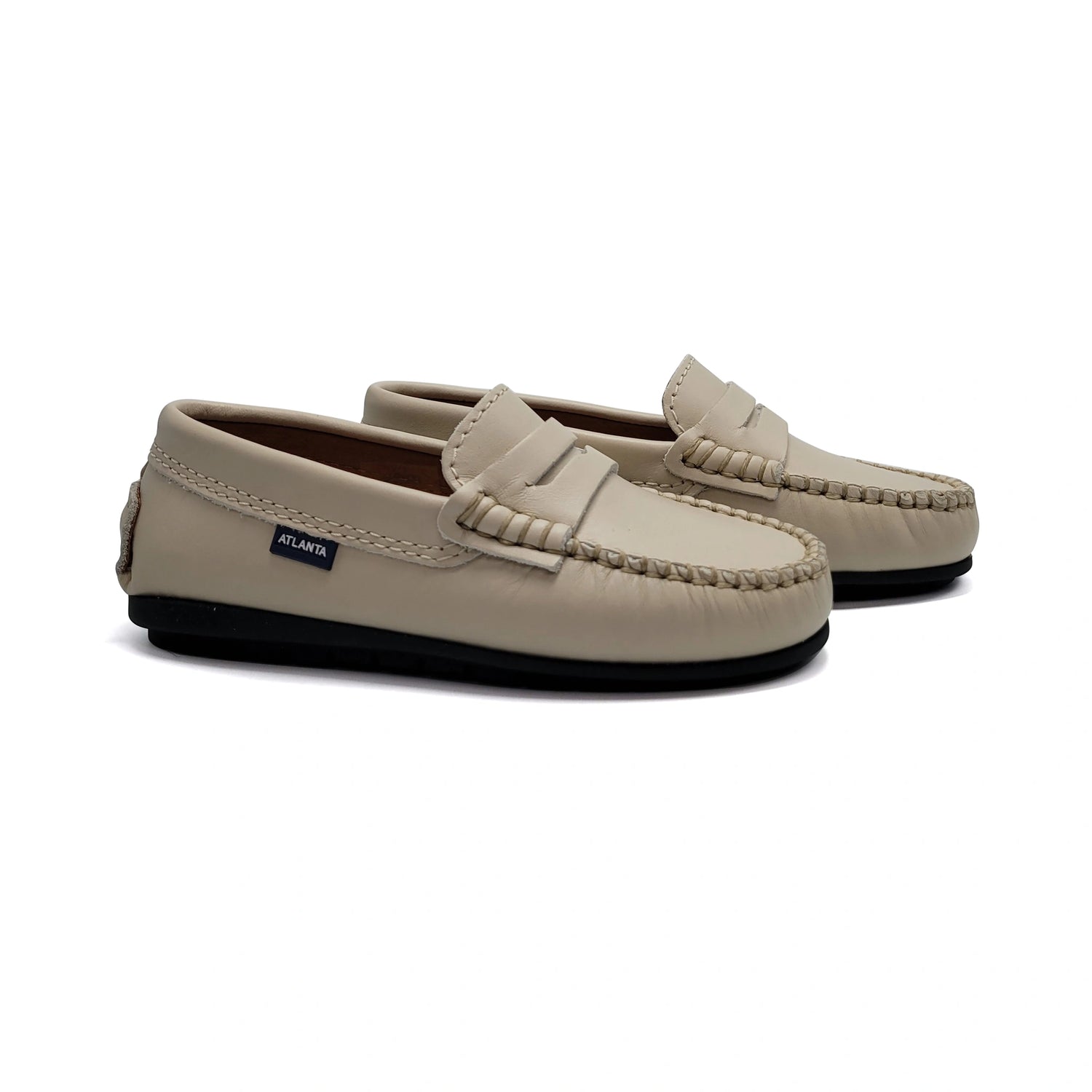 Atlanta Mocassin Sand Smooth Penny Loafer 032