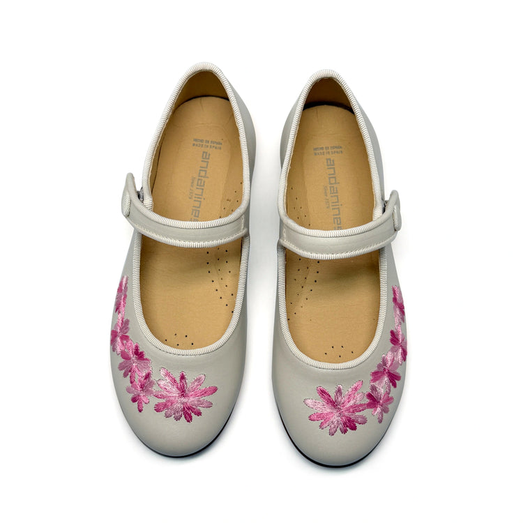 Andanines ivory pink embroidered mary jane fast shipping