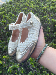 Manuela De Juan Ivory Gold Tweed Wingtip Mary Jane S3106