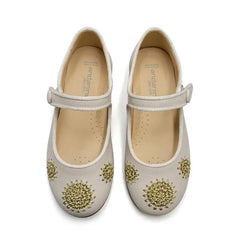 andanines-beige-flower-girls
