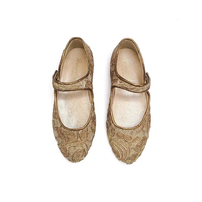 brunellis-floral-pointed-mary-jane-girls