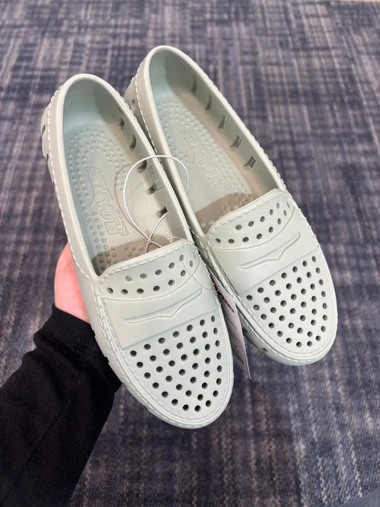 floafer posh fast shipping