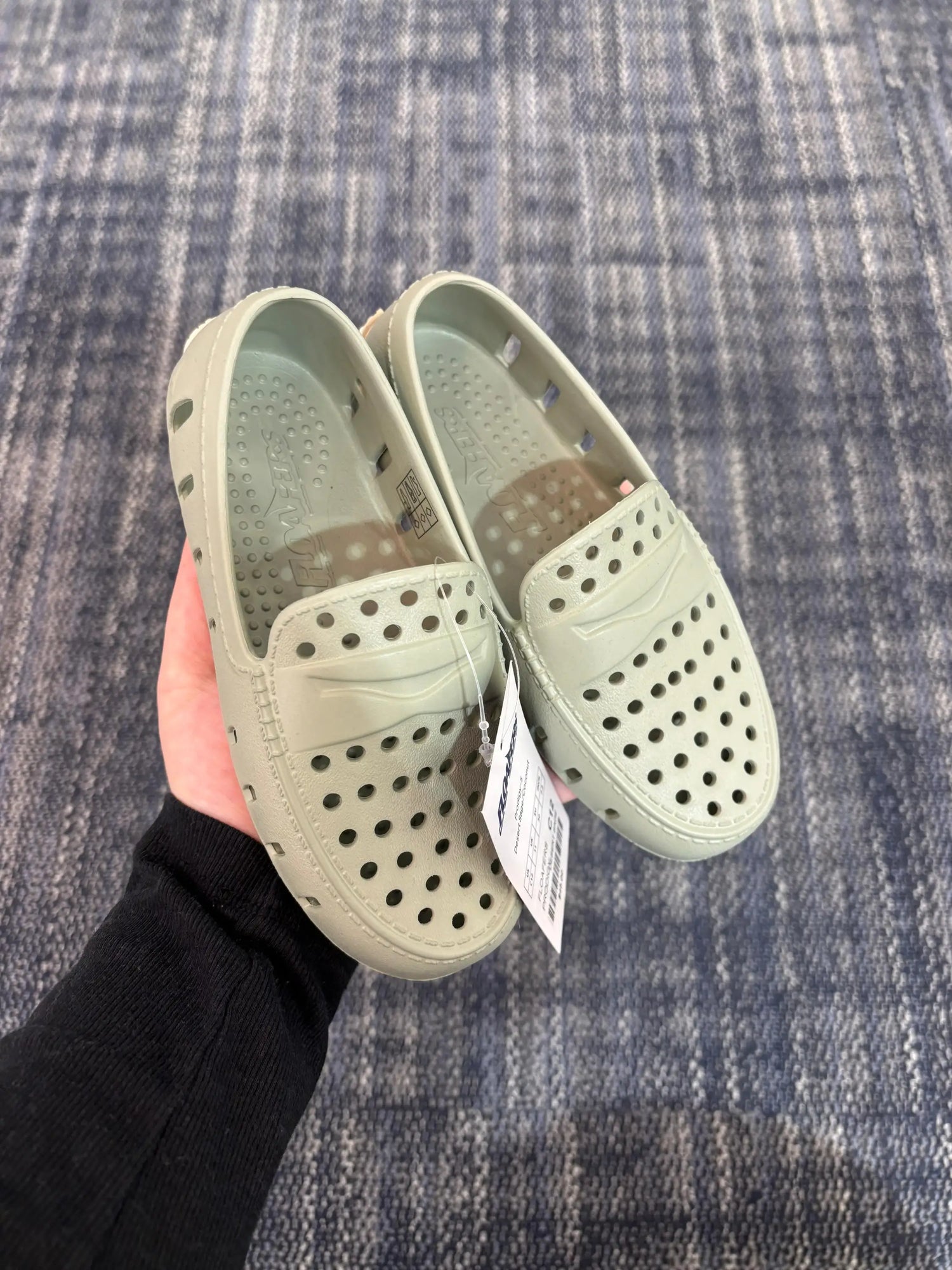 floafer green fast shipping