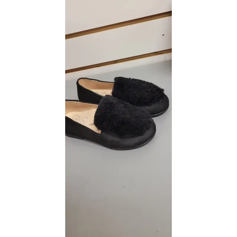 Hoo black fur slip on 2284 - slip