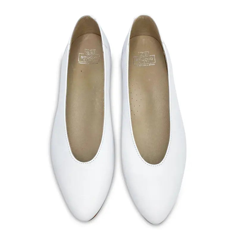Hoo white leather pointed slip on 2434 - girls