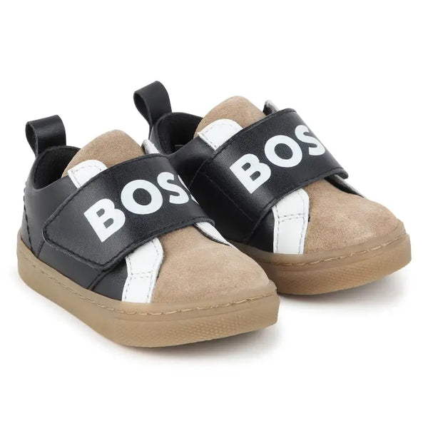 新品★BOSS★2025年新作★ロゴ入りゴムホールドスニーカー★黒×キャメル37 Hugo Boss Black Camel Velcro Sneaker J51342 for Boys | Laced Shoe