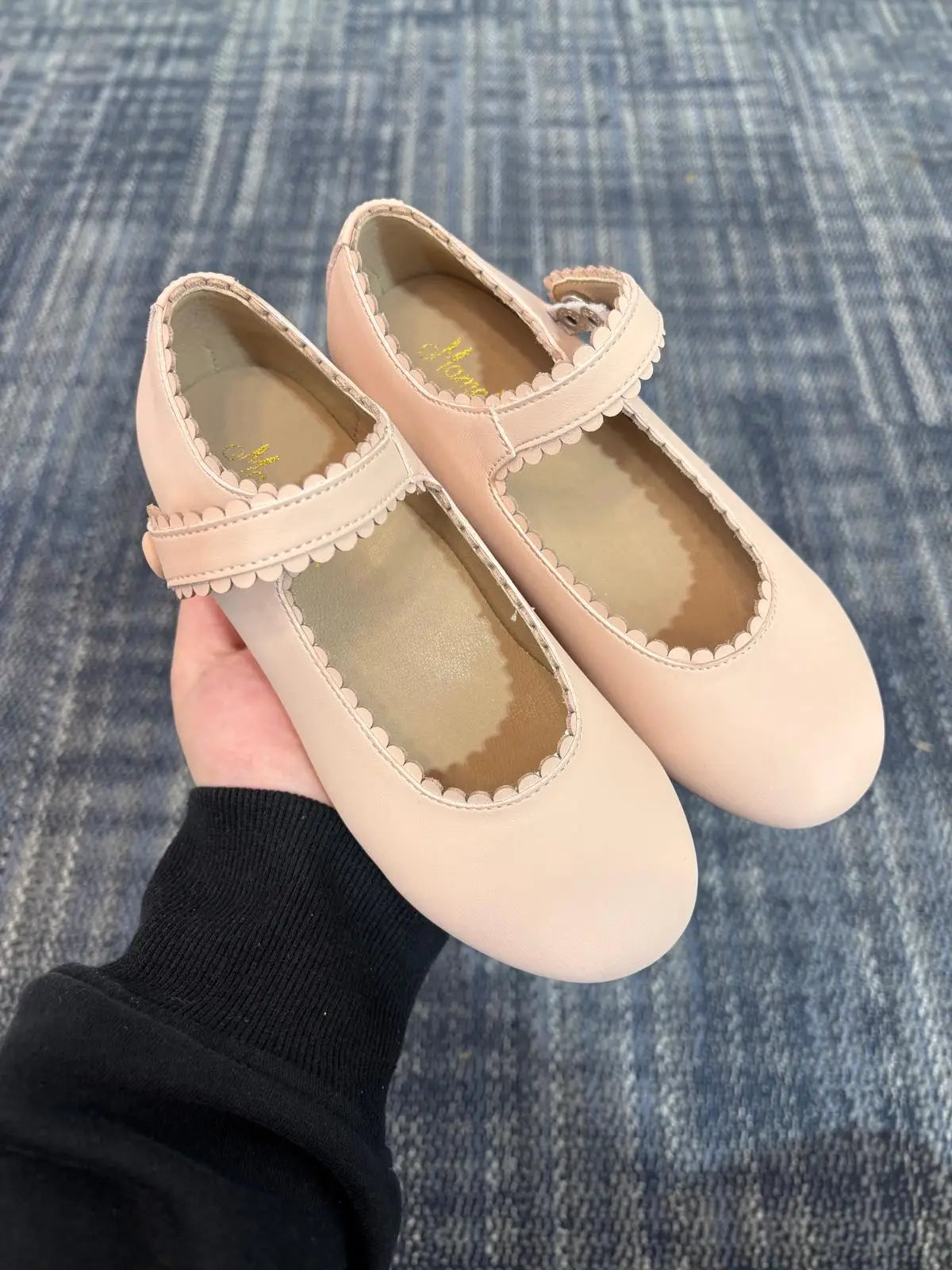 Mamelina pink leather scalloped mary jane shoes fast shipping