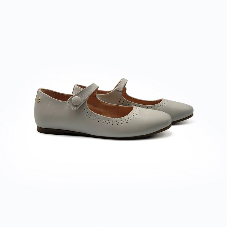 Manuela de juan guity ivory mary jane shoes fast shipping