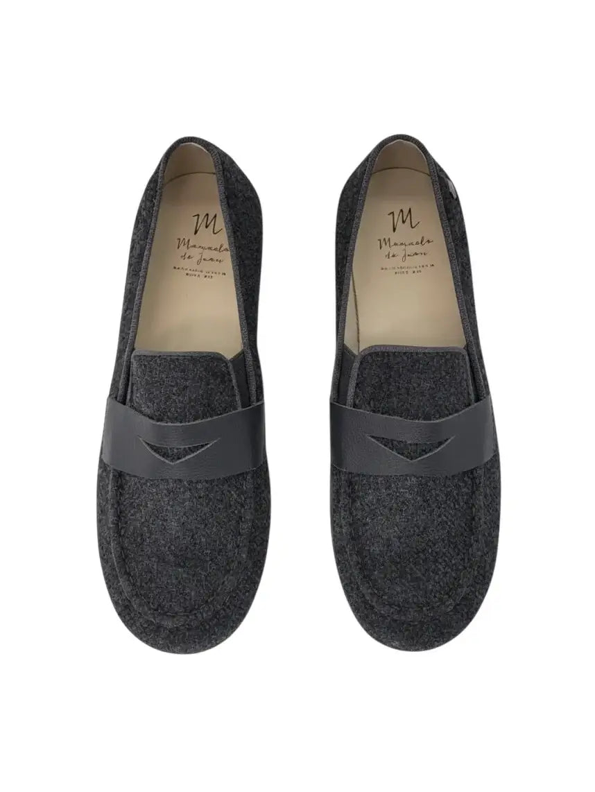 Manuela de juan miqueas grey flannel penny loafer | kids fast shipping