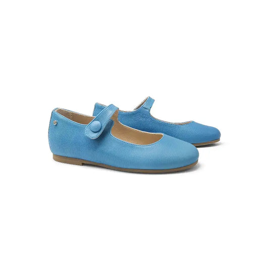 manuela-de-juan-sky-bue-ribbed-girl-shoes