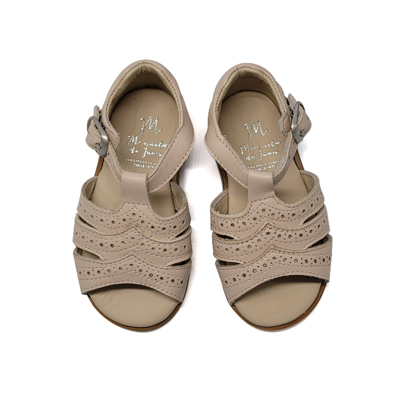 manuela-de-juan-taupe-sandal-boys