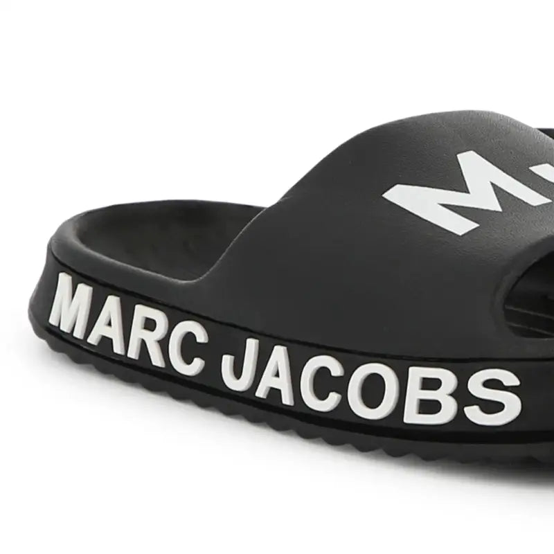 marc-jacob-black-slide-girls