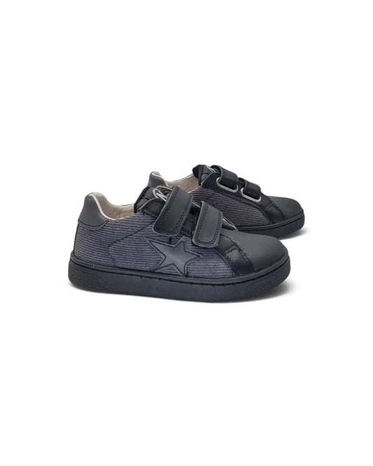 Naturino pinn black corduroy velcro sneaker | kids fast shipping
