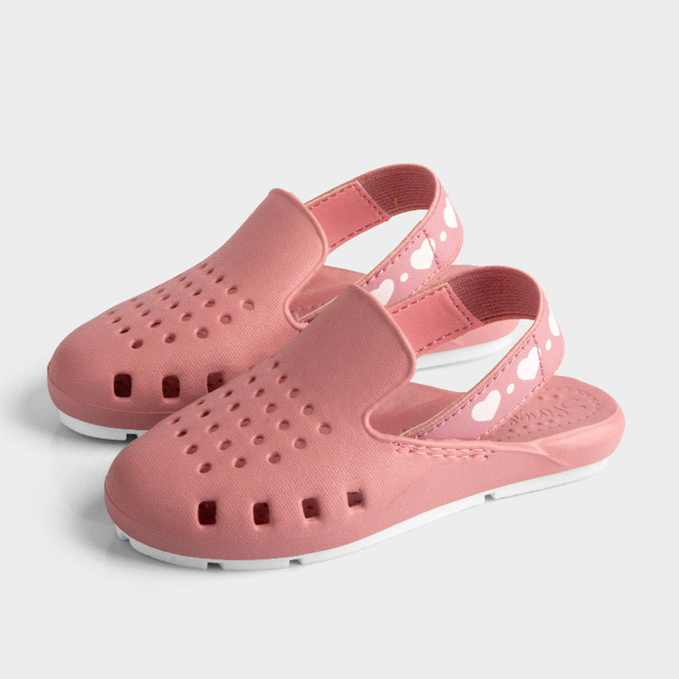 slinger-mauve-hearts-water-shoe-girls