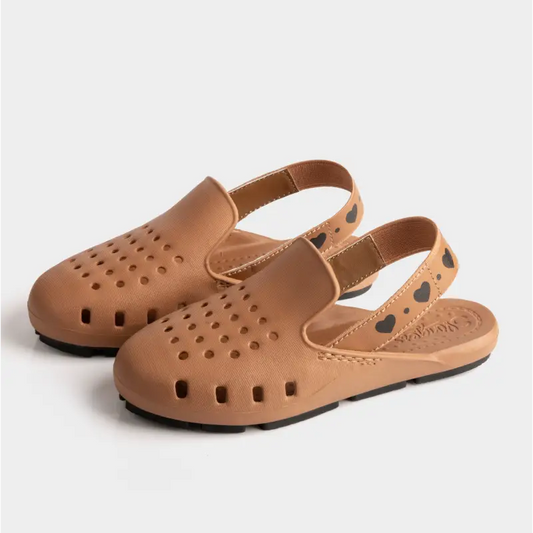 slingers-camel-hearts-slingback-water-shoes-girls