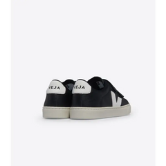 veja-black-white-velcro-sneaker-girls