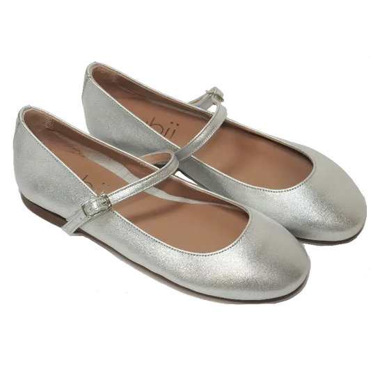 zubii-silver-buckle-girls-shoes