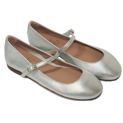 zubii-silver-buckle-girls-shoes
