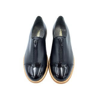 Geppettos Black Leather Zipper Front Shoe GP0562