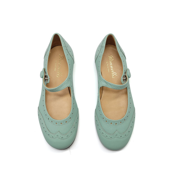 brunellis-mint-wingtip-mary-jane-girls