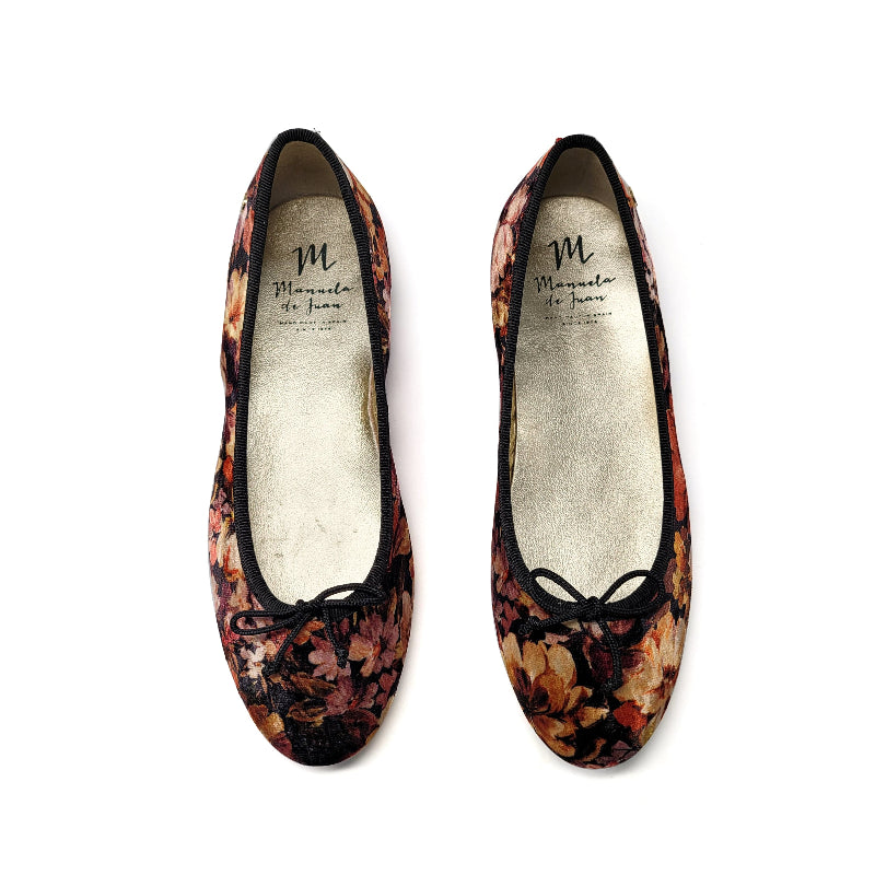 manuela-de-juan-floral-black-ballet-flat-girls