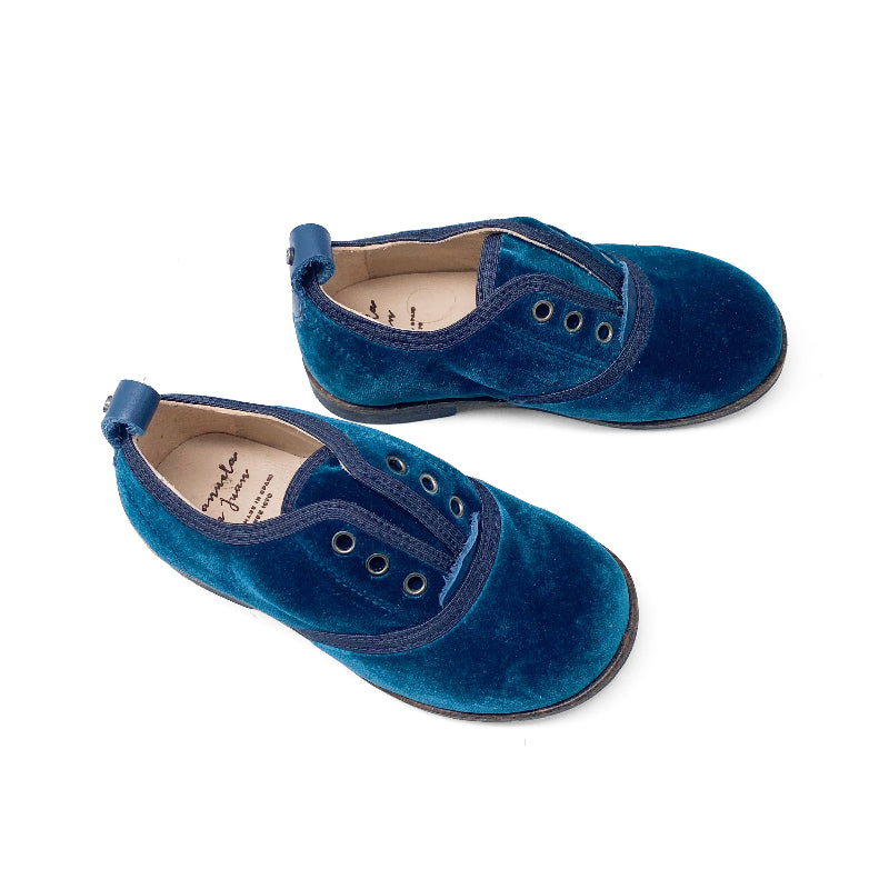 manuela-de-juan-teal-velvet-slipon-girls