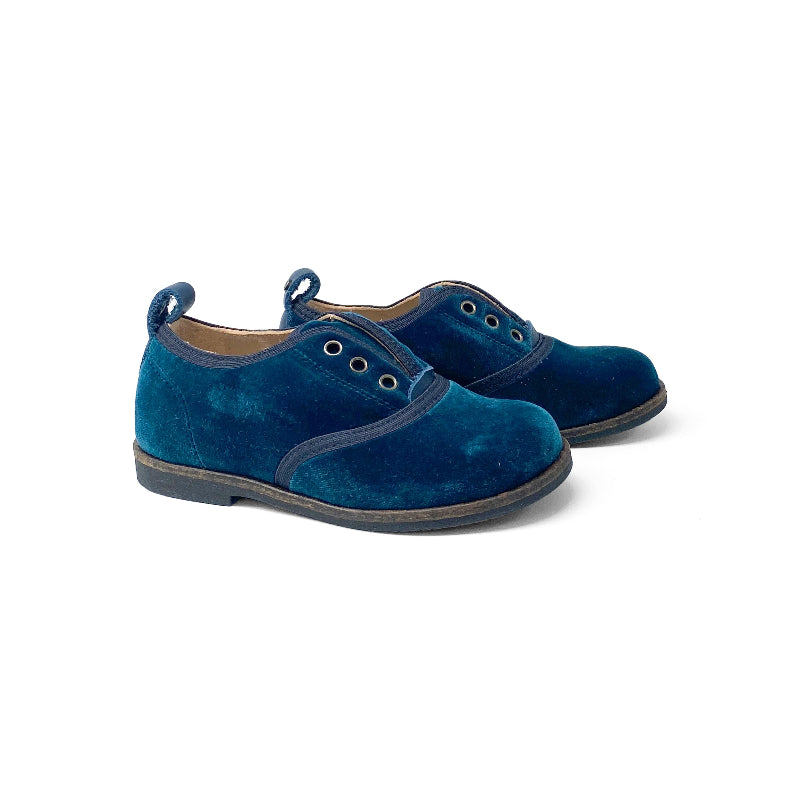 manuela-de-juan-teal-velvet-slipon-girls