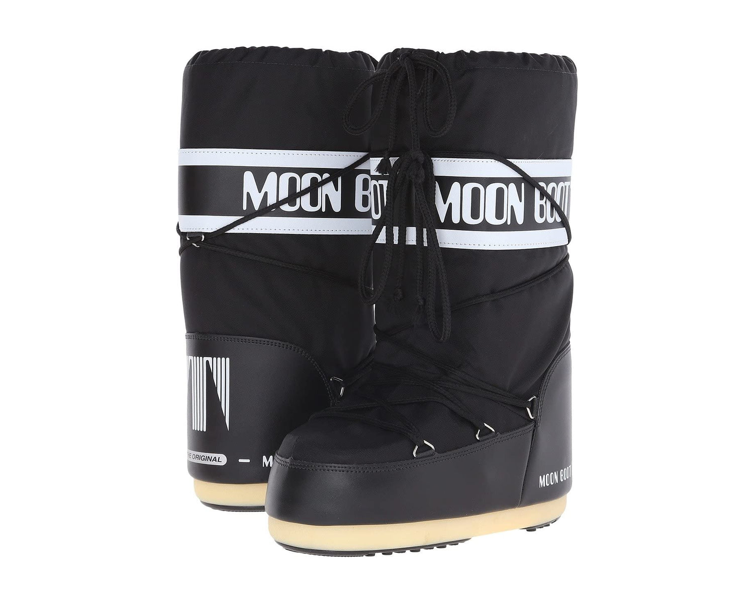 moon boots black